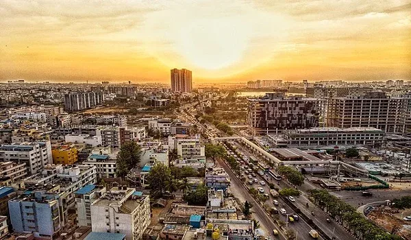 Kanakapura Road vs Whitefield Road